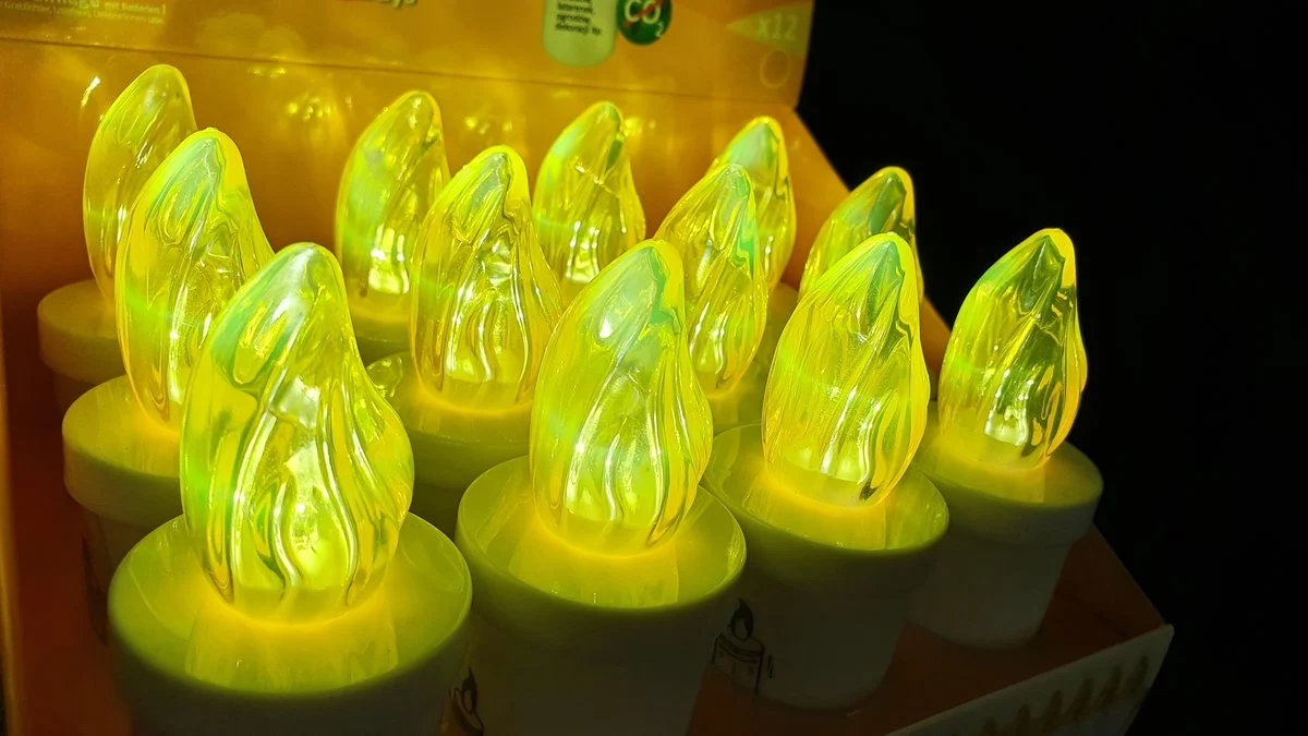 Wkład led do zniczy Cortina 11 cm żółty 12 szt - obrazek 4