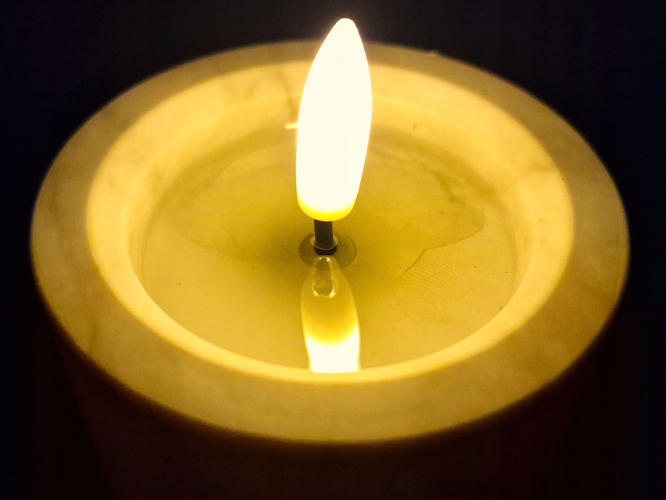 ŚWIECA LED 15cm na baterie biały marmur - obrazek 5
