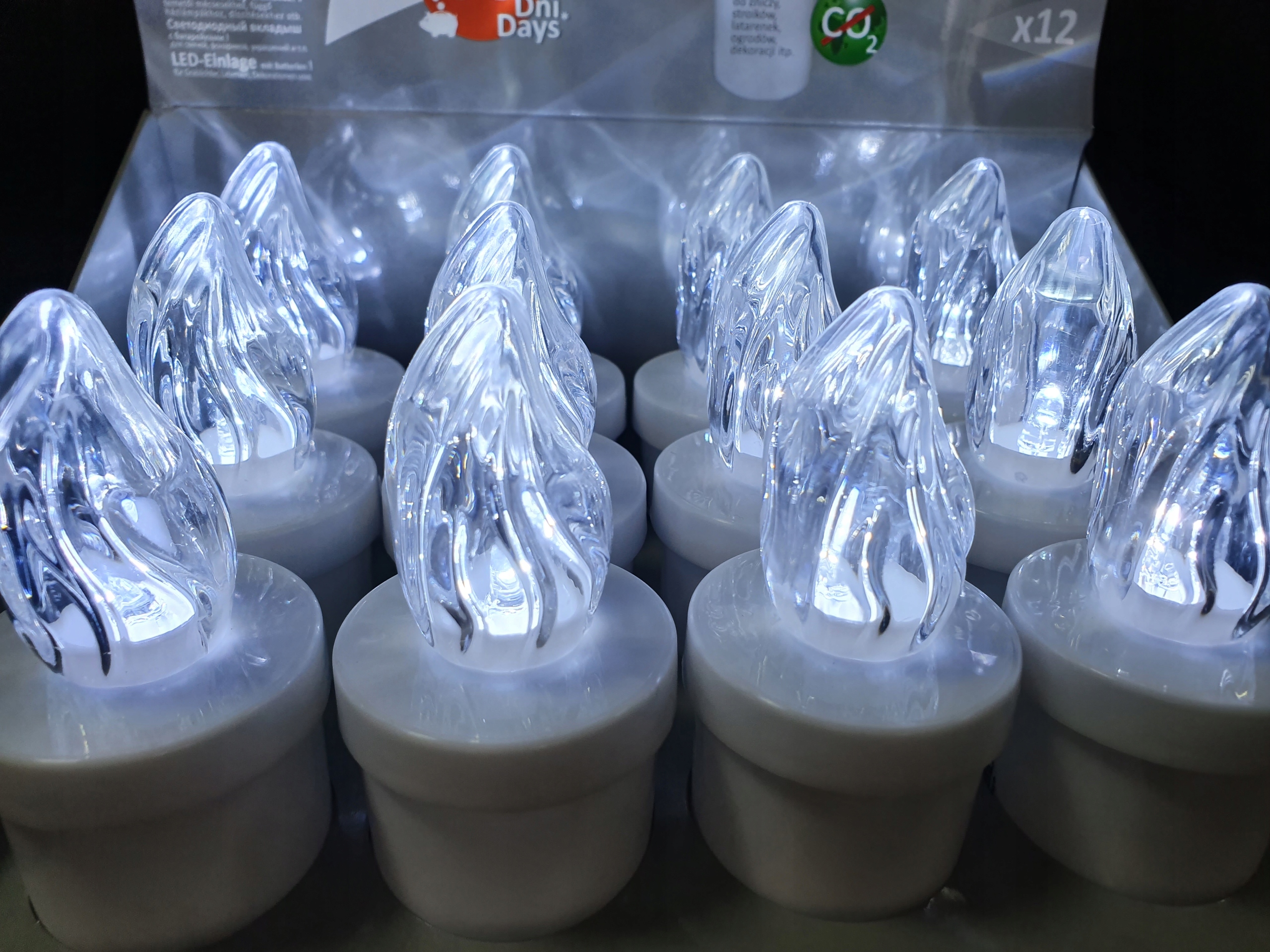 WKŁAD LED do zniczy elektryczny baterie 12 szt ŚWIECZKA - obrazek 3